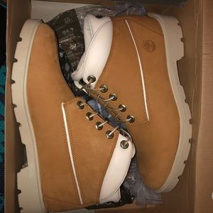 Timberland Juniors  same as pictures